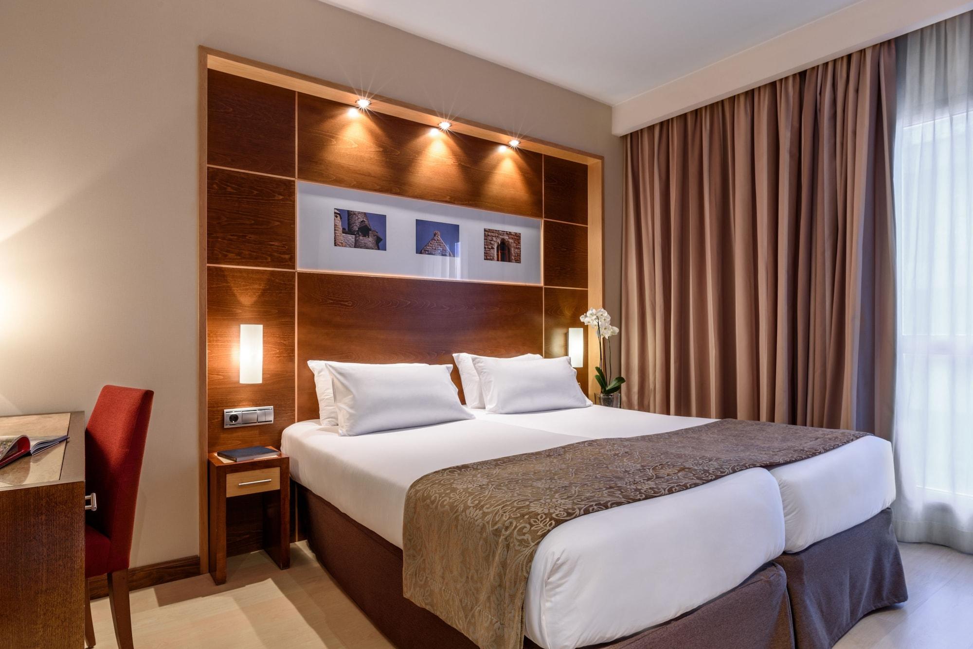 Exe Leon Hotel Ngoại thất bức ảnh
