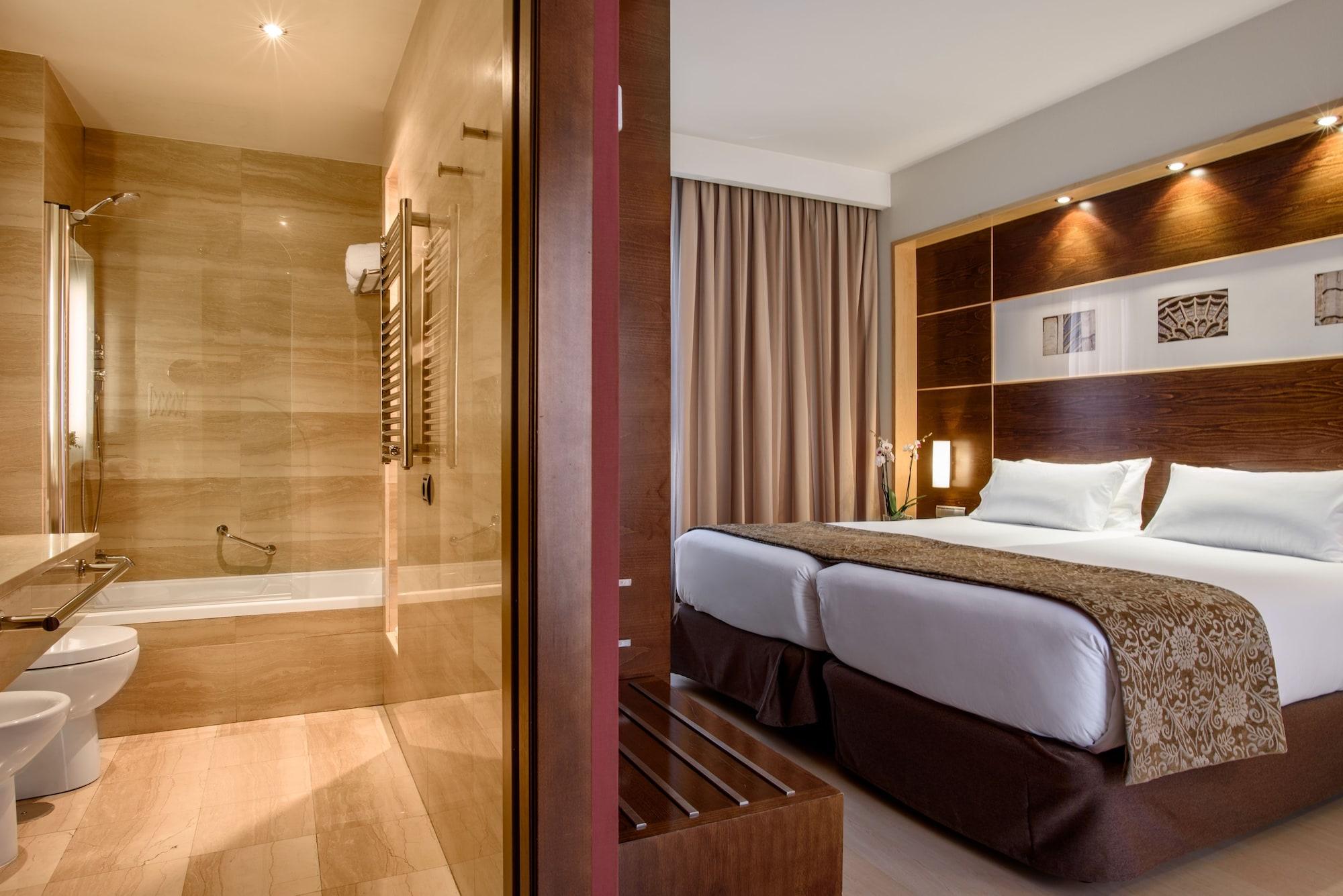 Exe Leon Hotel Ngoại thất bức ảnh