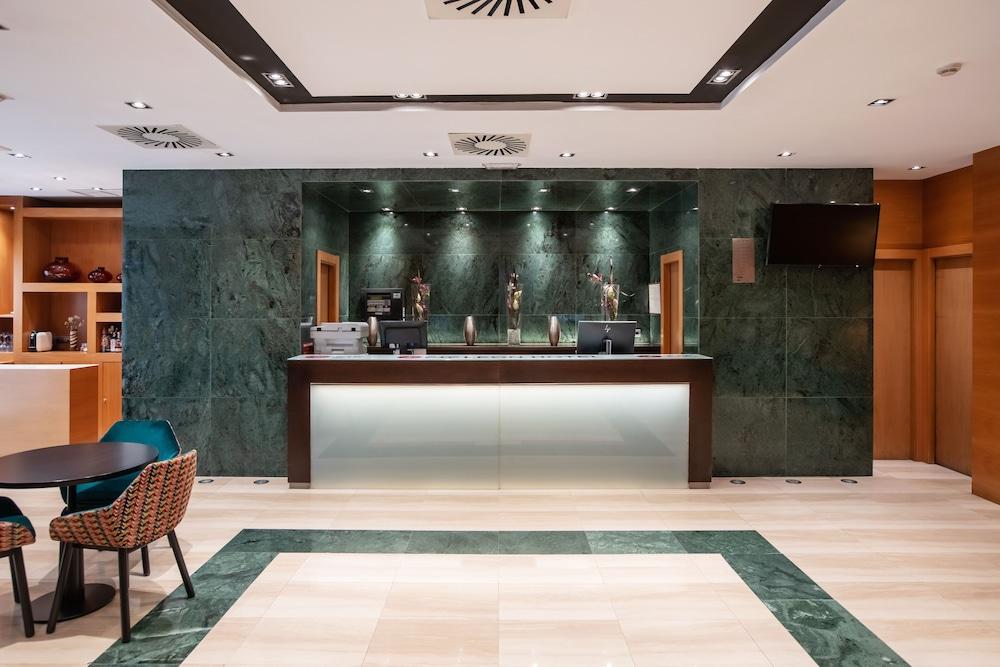 Exe Leon Hotel Ngoại thất bức ảnh