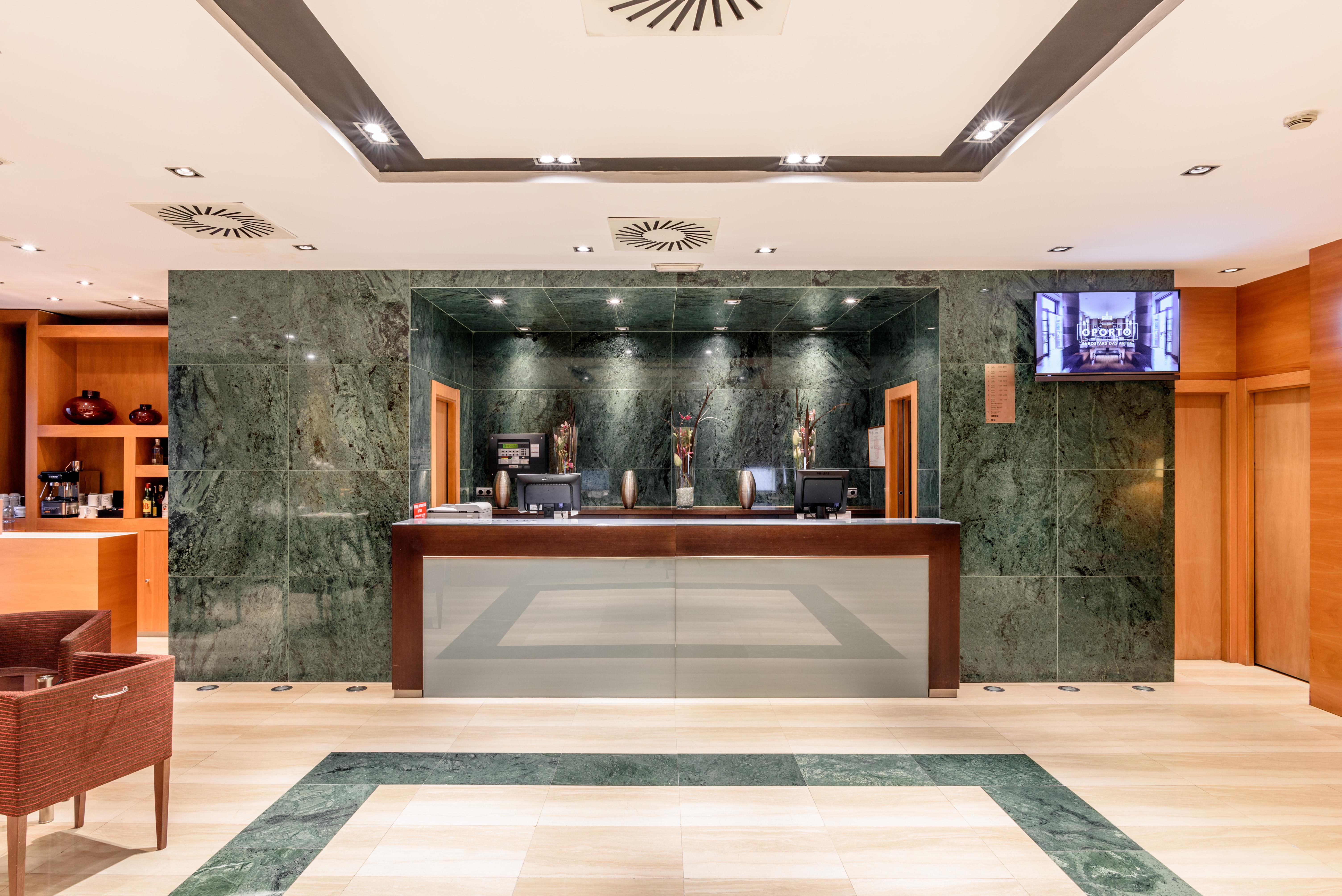 Exe Leon Hotel Ngoại thất bức ảnh