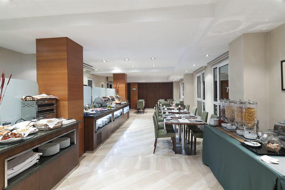 Exe Leon Hotel Ngoại thất bức ảnh